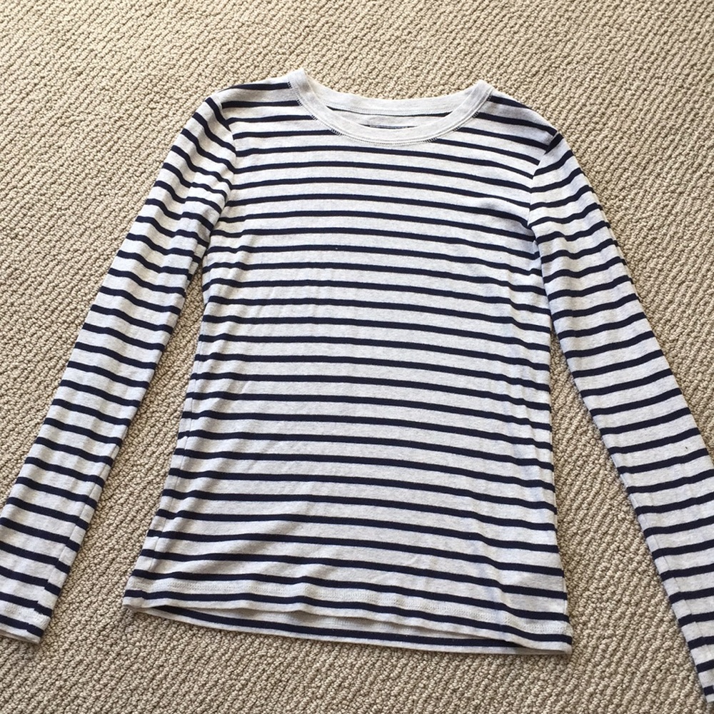 Gray long sleeve with navy stripes